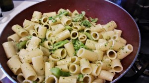 brocolis e pasta frign